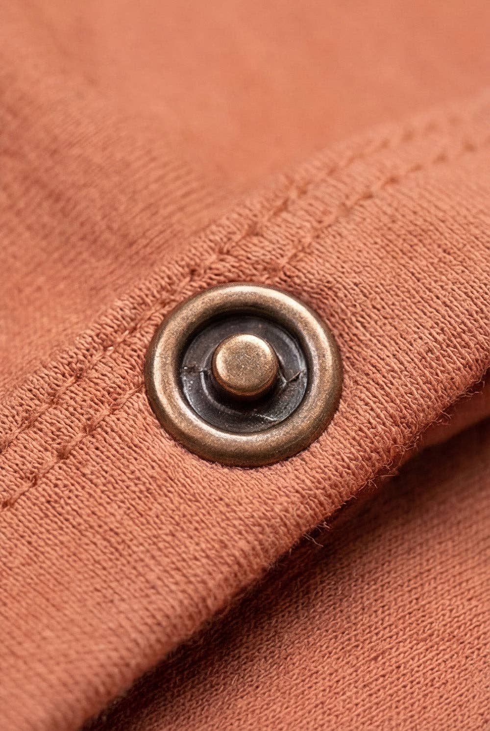 Détail sur la pression de la Combinaison bébé en laine mérinos non traitée, vêtement naturel thermorégulant pour l’extérieur et l’intérieur Couleur : Or corail