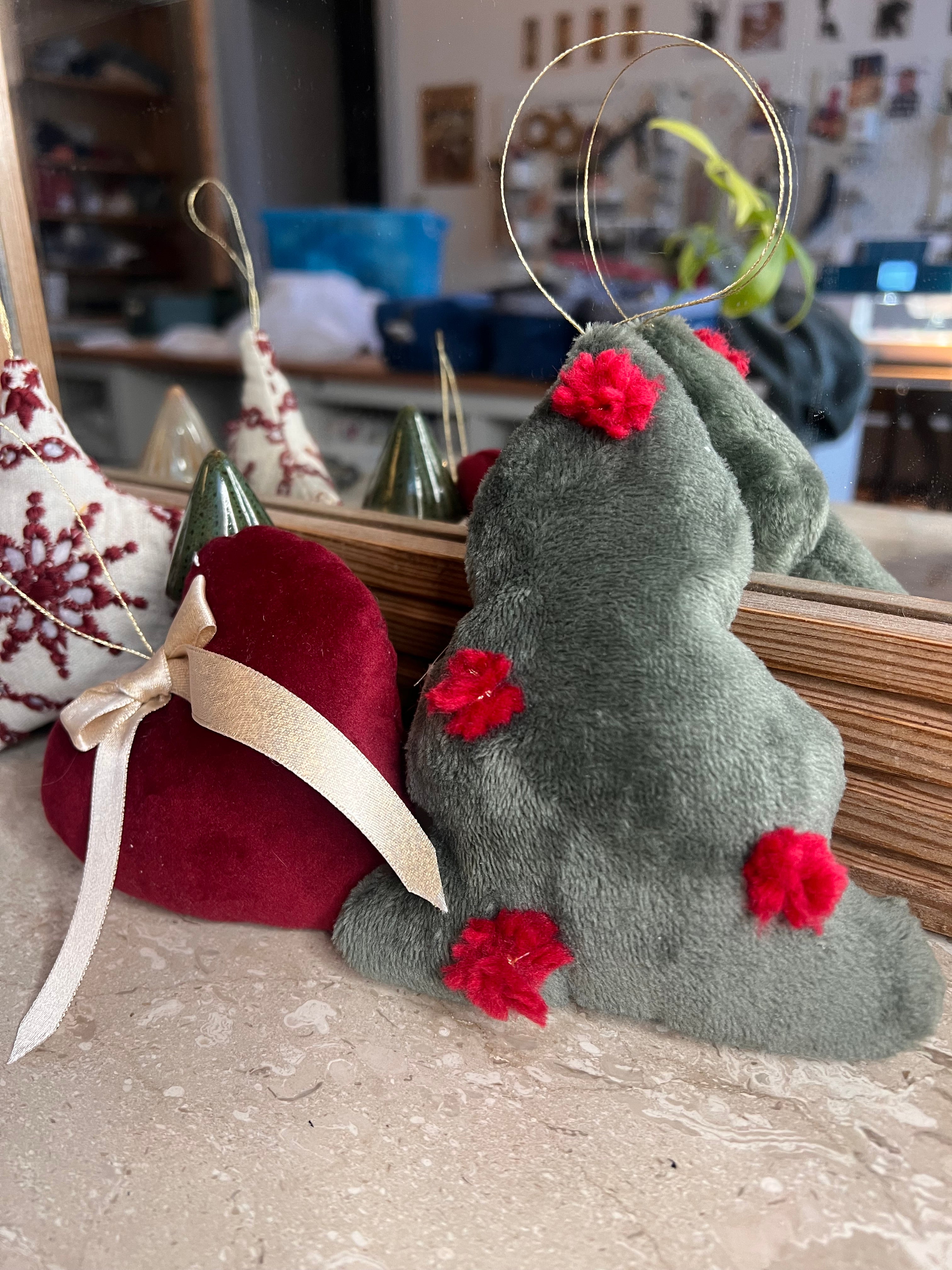 trio de décoration de Noel en tissus; coeur, étoile et sapin