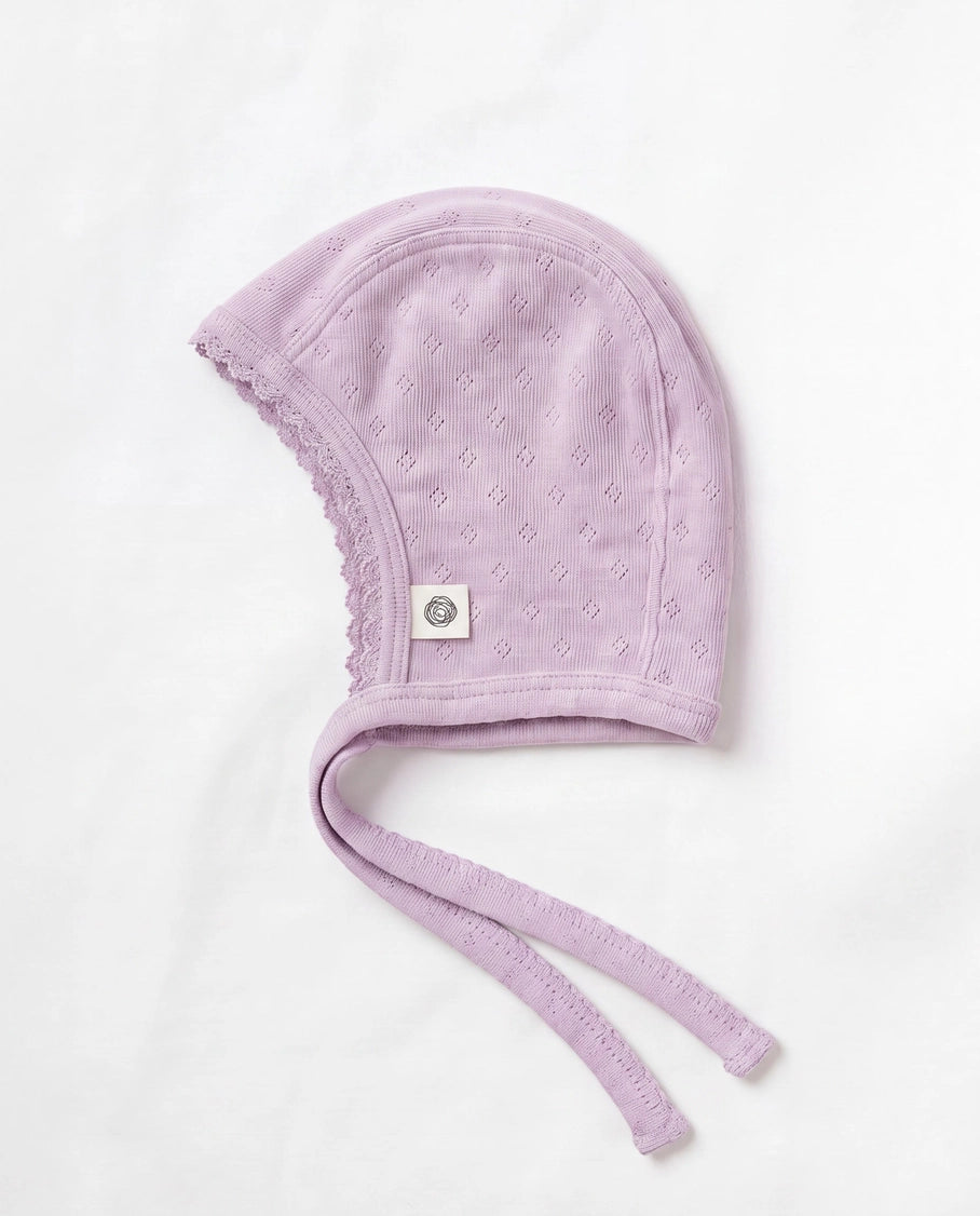 [PRÉ-COMMANDE] Bonnet nouveau-né en laine mérinos – dentelle
